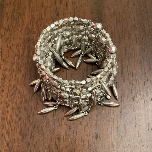 Lovisa - Picture 5 of 5